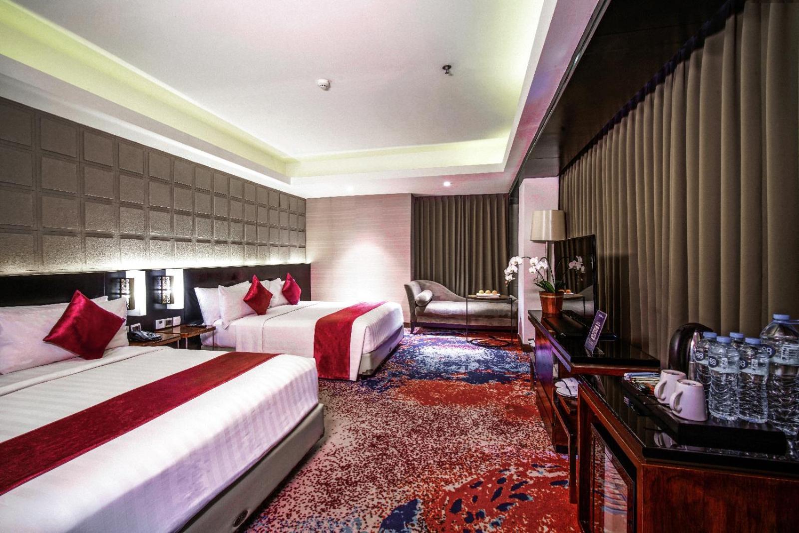 Aston Pasteur Bandung Exterior foto