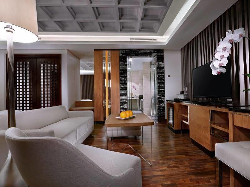 Aston Pasteur Bandung Exterior foto
